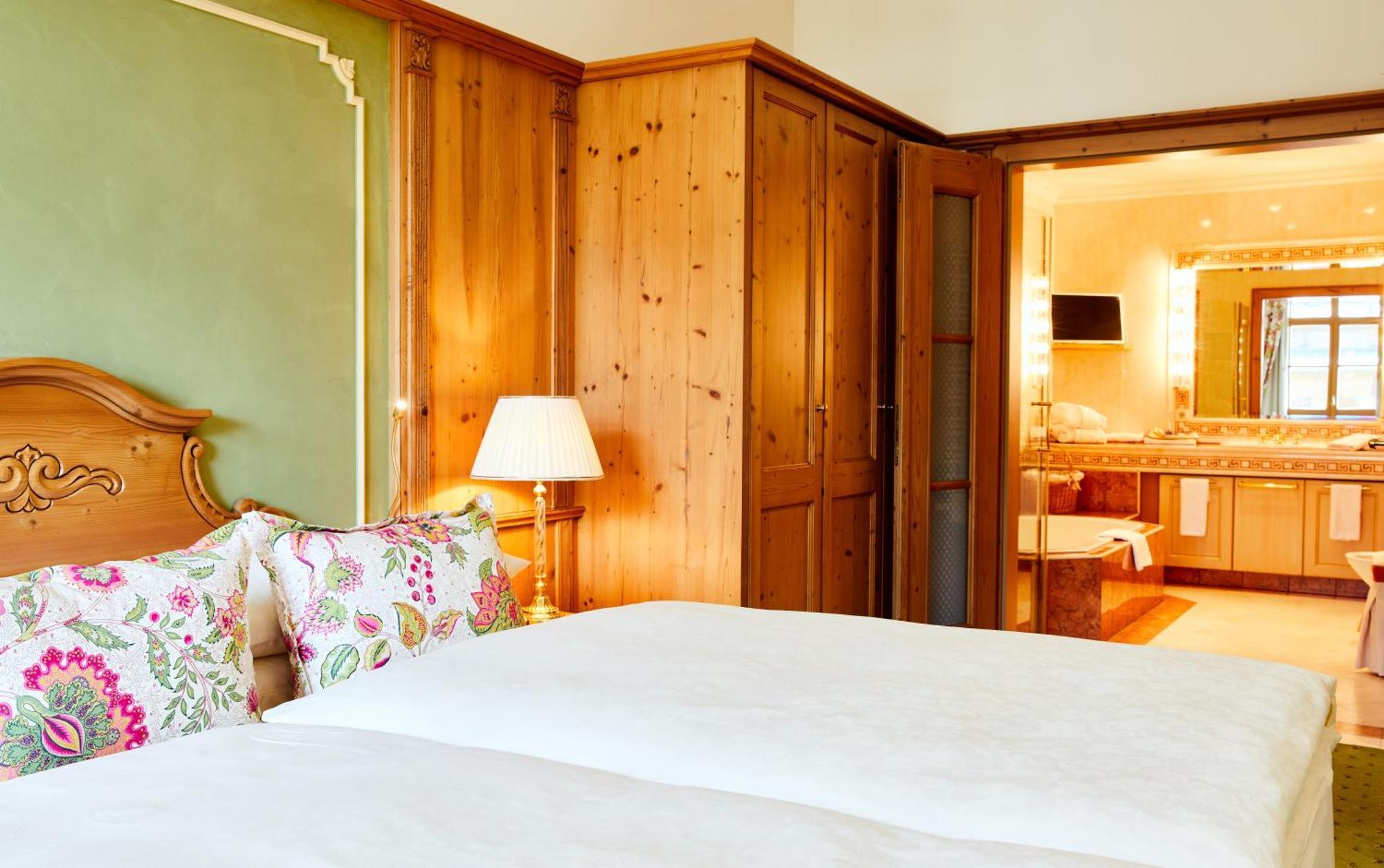 Salzburgerhof, Das 5-Sterne Hotel Von Zell Am See Dış mekan fotoğraf